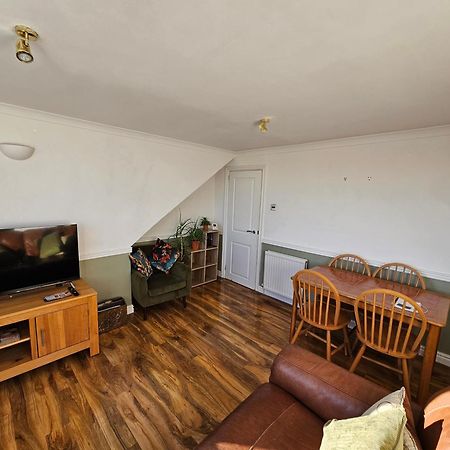 2 Bed Apartment Lakeside On The Promenade Southport Dış mekan fotoğraf